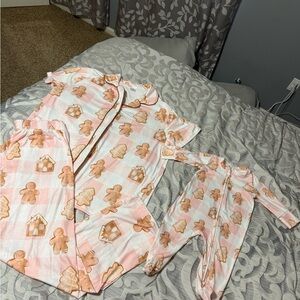 Mom and baby Christmas pajamas